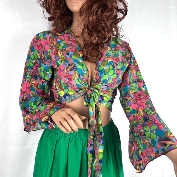 Open Front Tie Bell Sleeves Bohemian Blouse - Picture 7 of 7